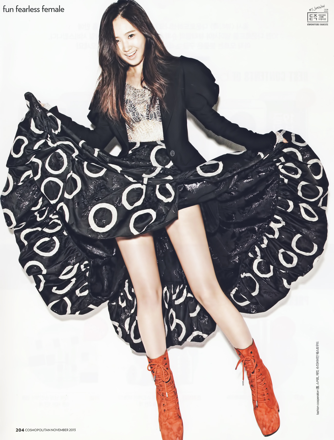 [PIC][17-10-2013]Yuri đầy quyến rũ trên ấn phẩm tháng 11 của tạp chí "Cosmopolitan" 213B78365264CE59050EAB