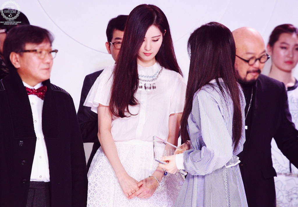 [PIC][29-01-2015]TaeTiSeo xuất hiện tại Lễ mở màn "Fashion Kode 2015 FW" với tư cách là Đại sứ vào trưa nay - Page 4 231F713354CDC7A60ACDDC