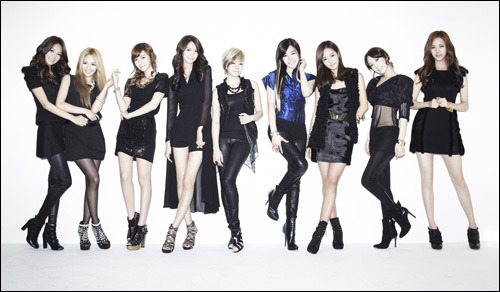  Girls' Generation - 소녀시대 - So Nyuh Shi Dae - 少女時代 - Shoujo Jidai ver.03  - Page 11 1742143B4E9D28AE13F859