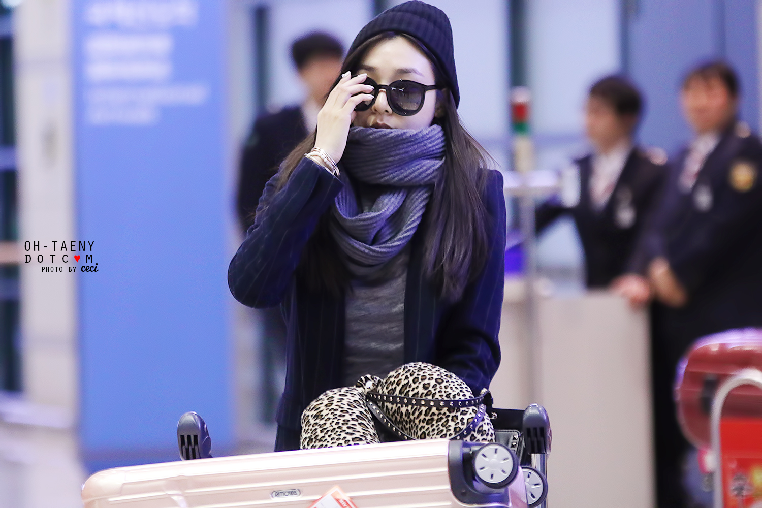 [PIC][09-01-2014]Tiffany và Yuri trở về Hàn Quốc vào chiều nay 223DE54B52E1392D2EA6EE