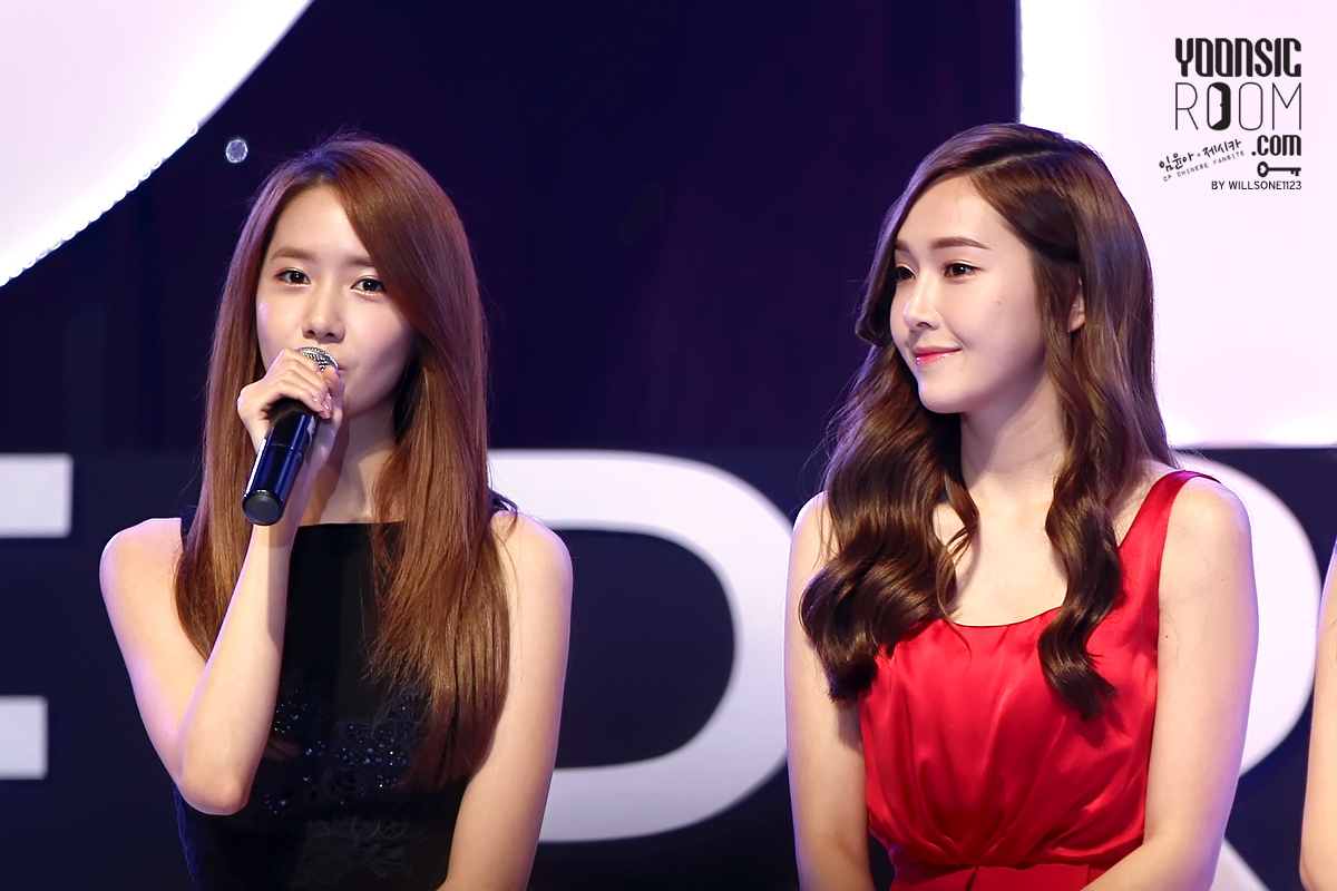 [PIC][20-10-2013]Jessica - YoonA và SeoHyun xuất hiện tại Thái Lan để tham dự "GiRL DE PROVENCE Thanks Party" vào tối nay - Page 15 245F5546526BB0CE025D58