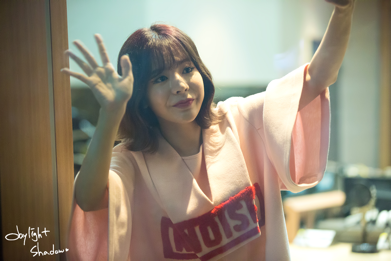[OTHER][06-02-2015]Hình ảnh mới nhất từ DJ Sunny tại Radio MBC FM4U - "FM Date" - Page 31 25225942566DD0F40B8915